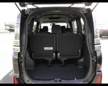 Toyota Voxy 2020