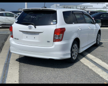 Toyota Corolla Fielder 2011