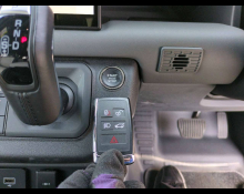 Land Rover Deffender 2023