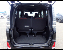 Toyota Voxy 2017