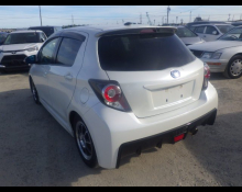 Toyota Vitz 2012