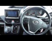 Toyota Voxy 2019