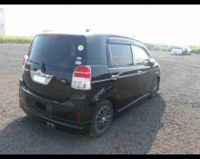 Toyota Spade 2019