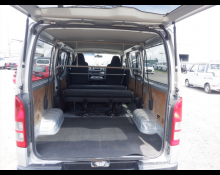 Toyota Hiace 2013