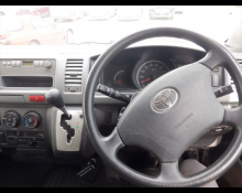 Toyota Hiace 2013