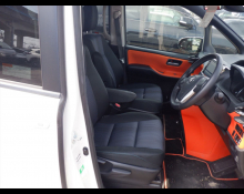 Toyota Voxy 2016