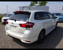 Toyota Corolla Fielder 2016