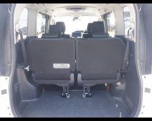Toyota Voxy 2016
