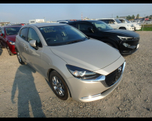 Mazda Mazda2 2022