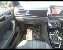 Volkswagen T-Roc 2023