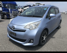 Toyota Ractis 2013