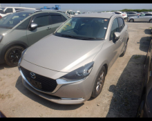 Mazda Mazda2 2021