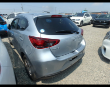 Mazda Mazda2 2025