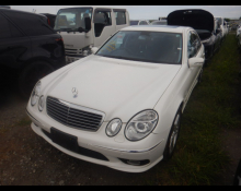 Mercedes Benz E-Class 2005