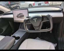 TESLA MODEL Y 2025