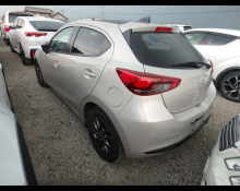 Mazda Mazda2 2023