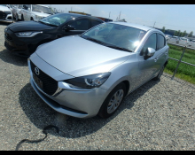 Mazda Mazda2 2023