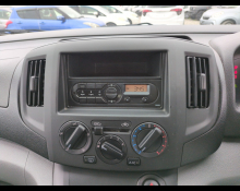 Nissan NV200 2022