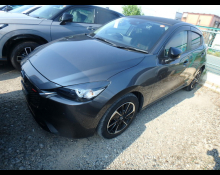 Mazda Mazda2 2023