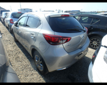 Mazda Mazda2 2022
