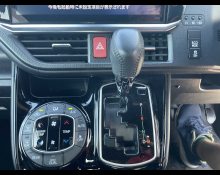 Toyota Voxy 2017