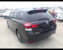 Toyota Corolla Fielder 2015