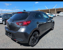 Mazda Mazda2 2025