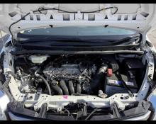 Toyota Noah 2015