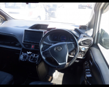 Toyota Noah 2018