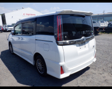 Toyota Noah 2018