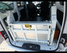 Nissan NV200 2022