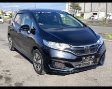Used Honda Fit hybrid Cars For Sale in Japan