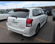 Toyota Corolla Fielder 2015