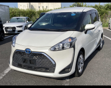 Toyota Sienta 2021