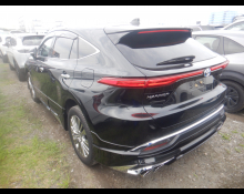 Toyota Harrier Hybrid 2023