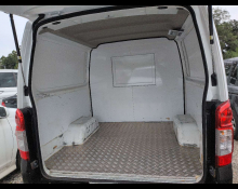 Nissan NV350 2019