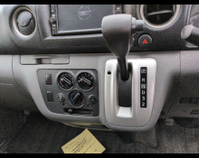 Nissan NV350 2019