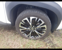 Toyota Yaris Cross 2024