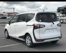 Toyota Sienta 2019