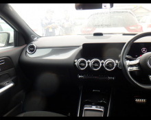 Mercedes Benz GLA-class 2025