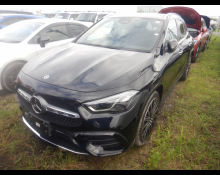 Mercedes Benz GLA-class 2024