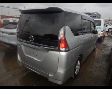 Nissan Serena 2022