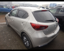 Mazda Mazda2 2023