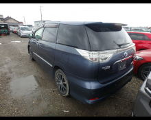 Toyota Estima 2013