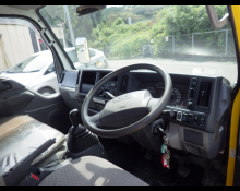 Isuzu Elf 2018