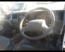 Isuzu Elf 2015