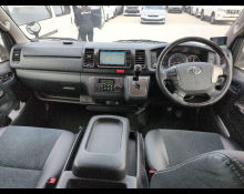 Toyota Regius Van 2015