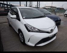 Toyota Vitz 2015