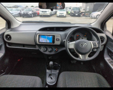 Toyota Vitz 2015