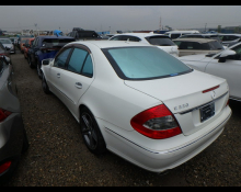 Mercedes Benz E-Class 2009